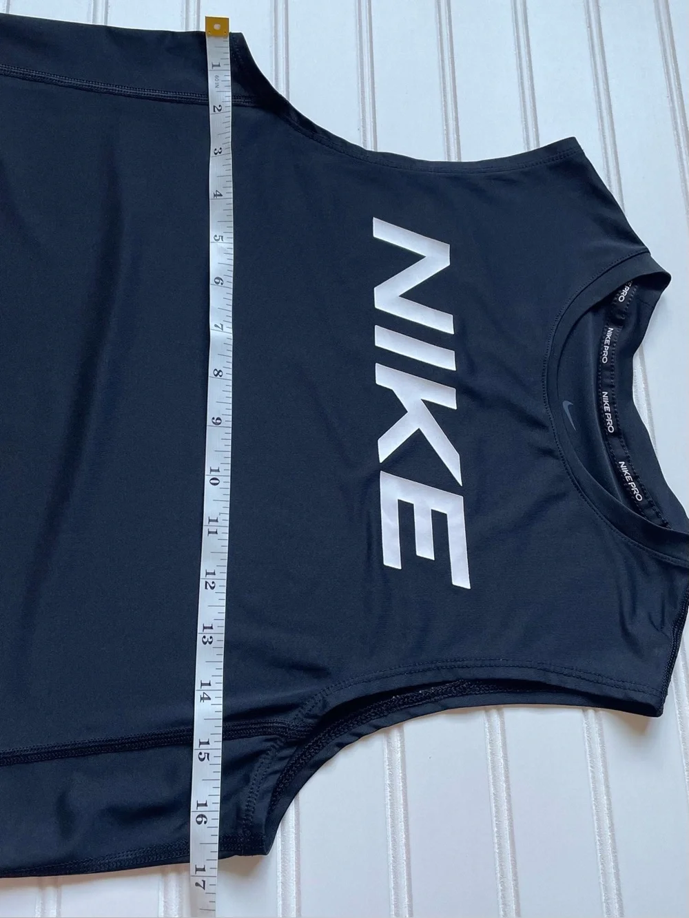Nike Boys Black Sleeveless Performance Shirt White Logo Size L Dri Fit Tank Top